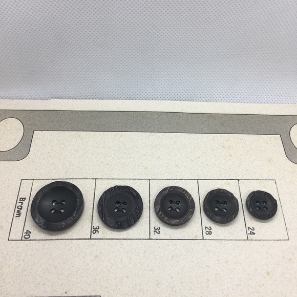 Vintage Buttons Lot of 4 Salesman Cards Metal Plastic 25 Assorted Patterns - Picture 14 of 15